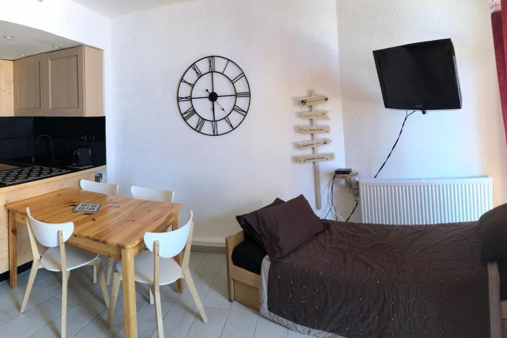 Beau Studio La Mongie Tourmalet Pic Du Midi Apartment Exterior photo
